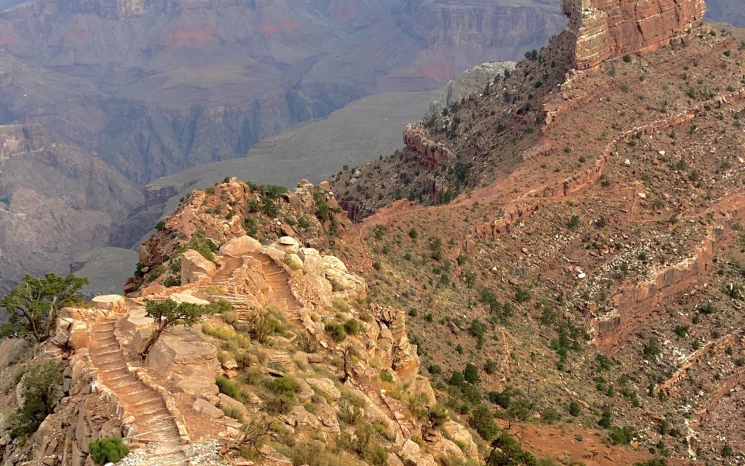 Grand Canyon South Rim: Hiking into One of the Seven Wonders of the World