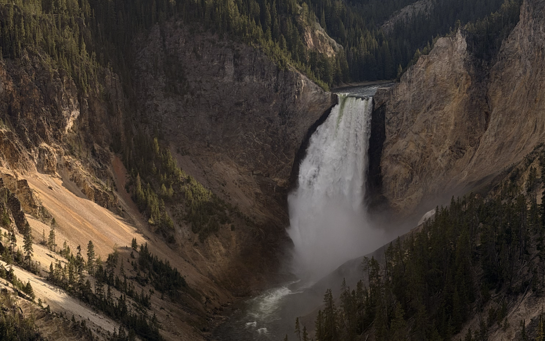Things to Do in Yellowstone National Park (What to See, Where to Stay + Tips)