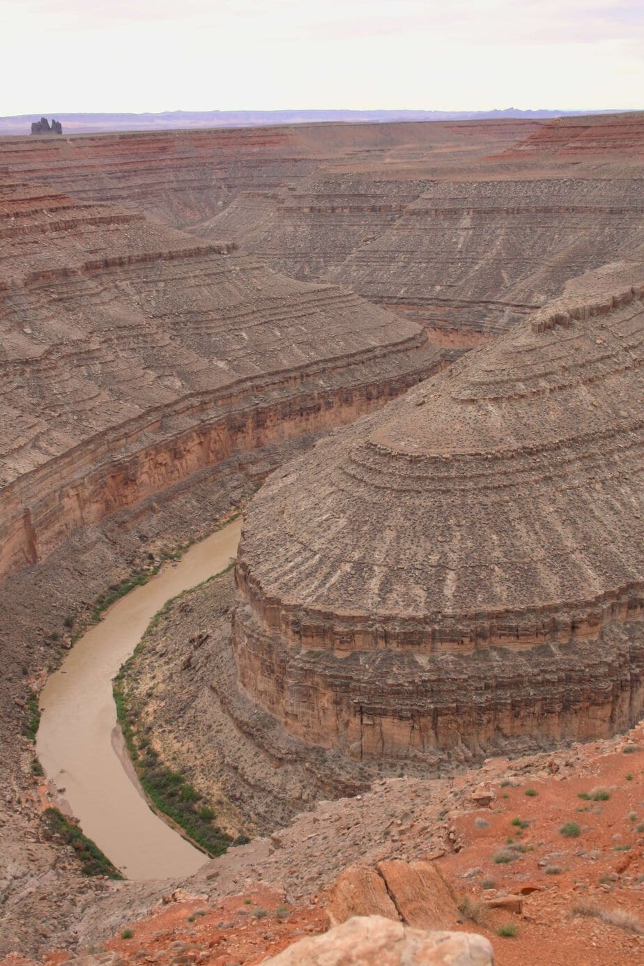 Horseshoe Shaped River with Tall Brown Canyon