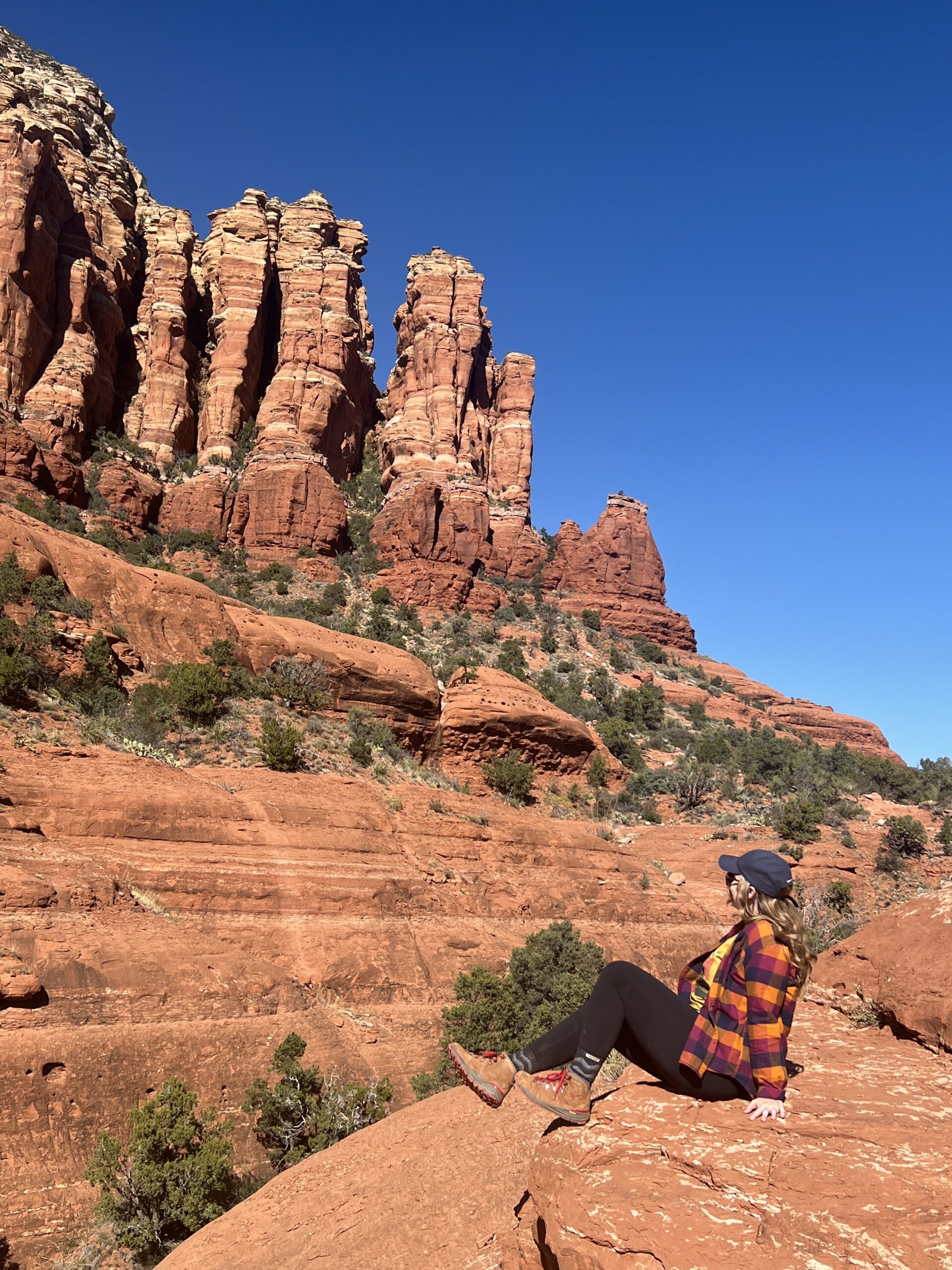 get to chicken point in sedona by hiking or by a pink jeep tour
