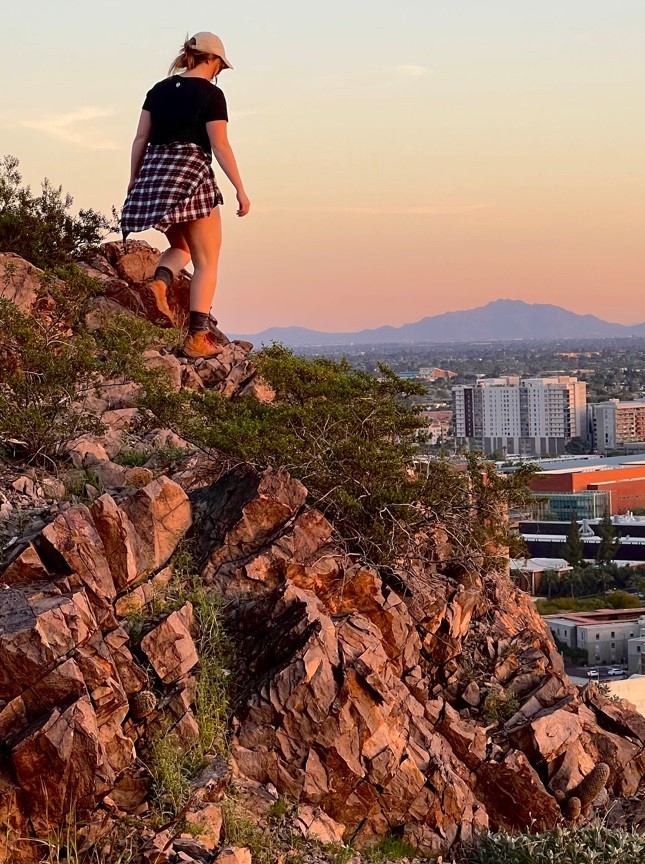 girl hiking in tempe arizona at sunset