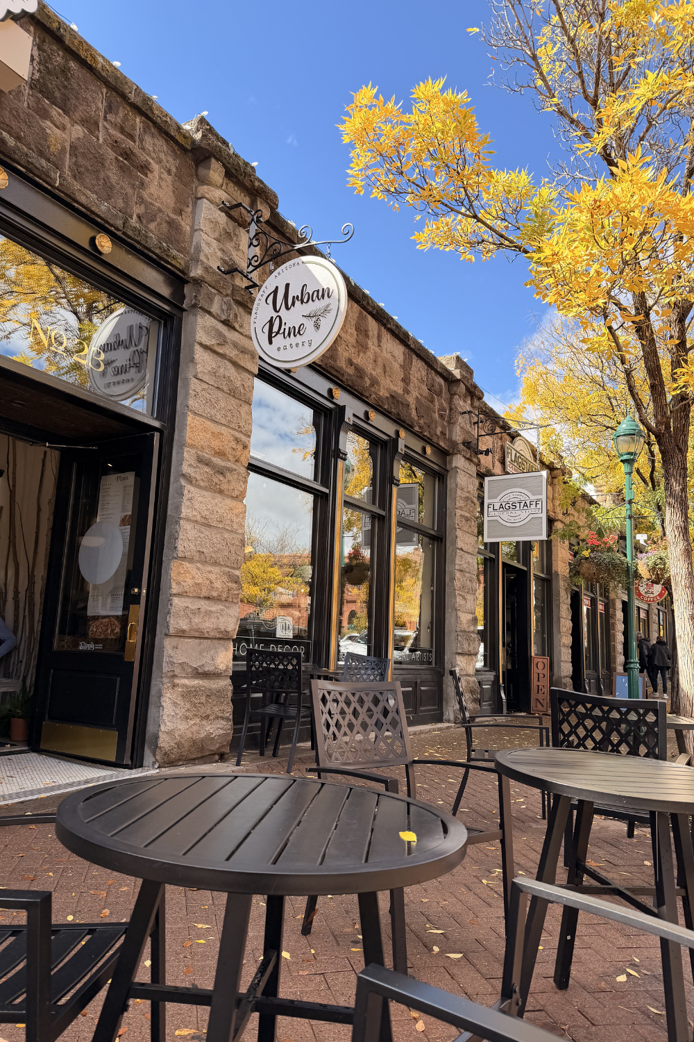 photo of urban pine restaurant in flagstaff