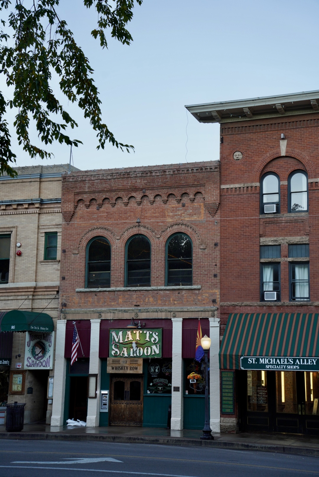 photo of a saloon in prescott