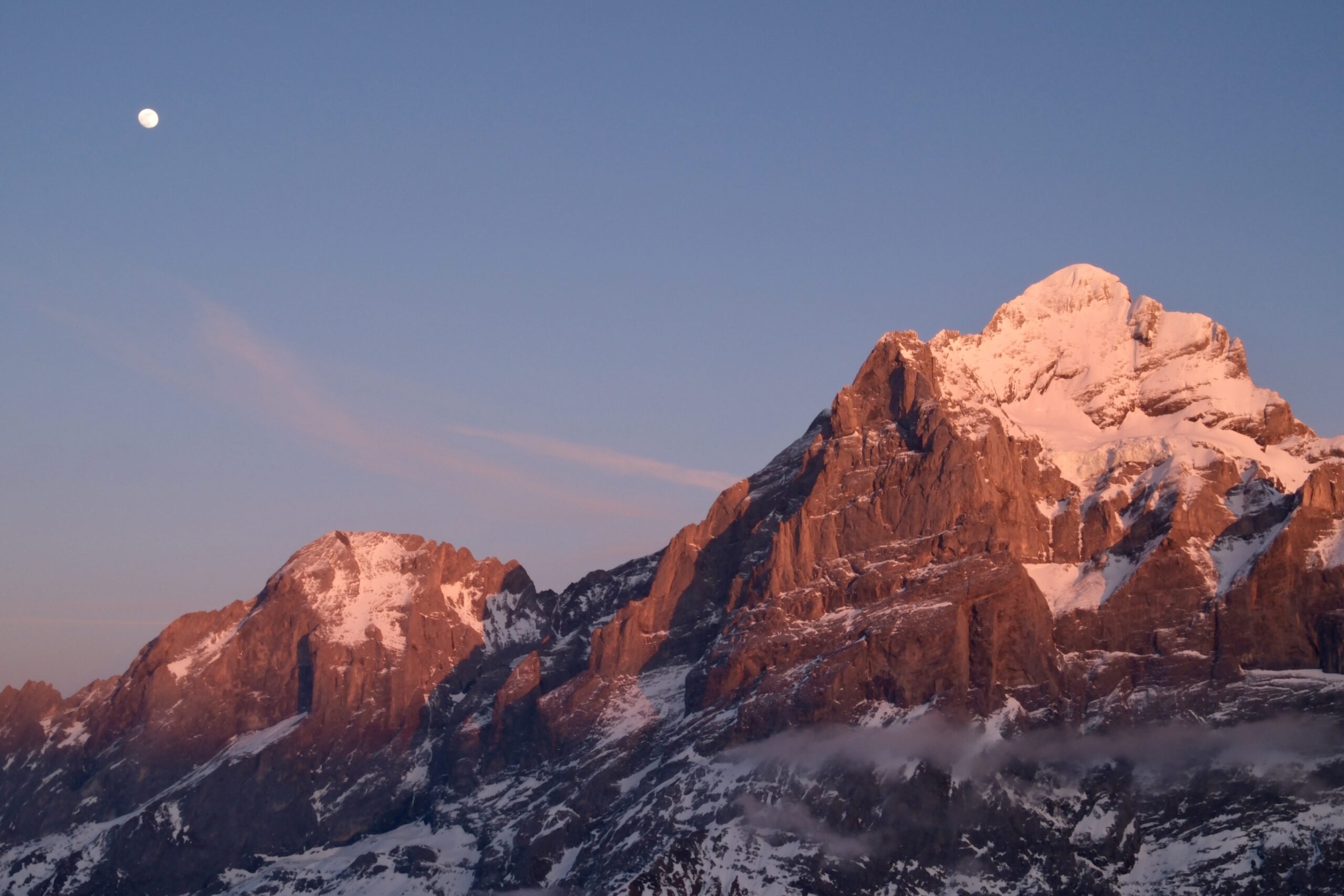alpenglow in the swiss alps at sunset