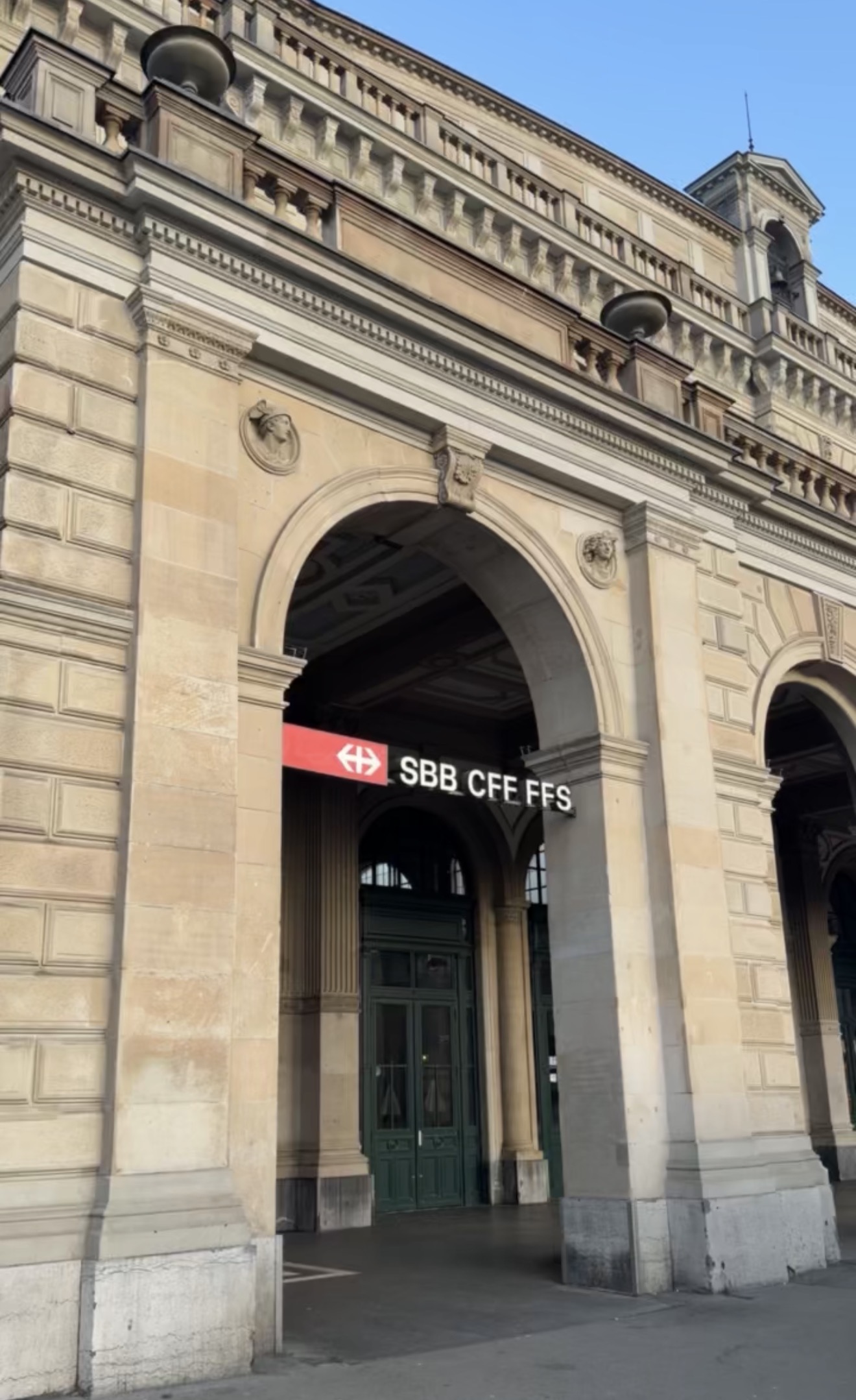 zurich HB main station