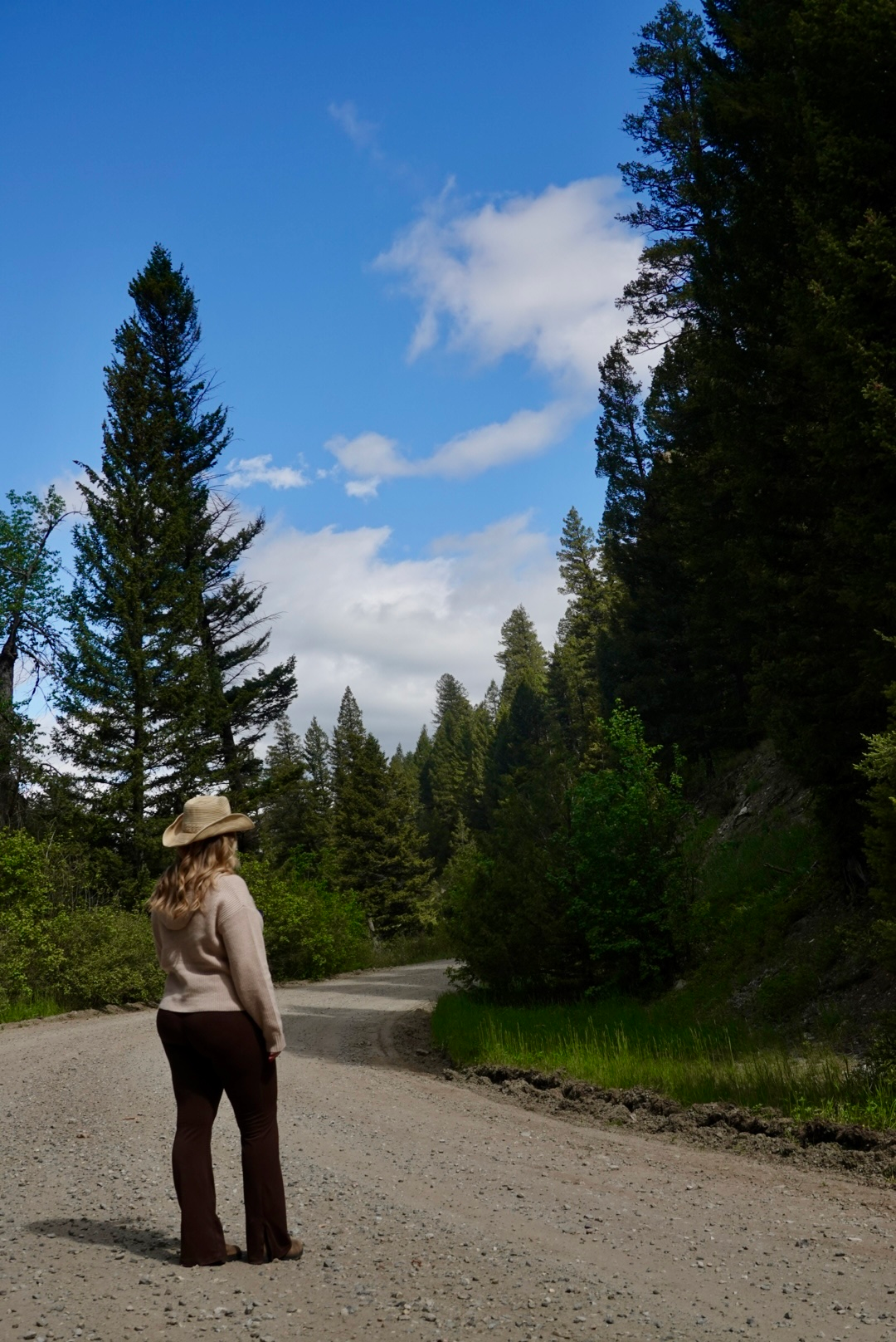 girl in gallatin gateway, montana